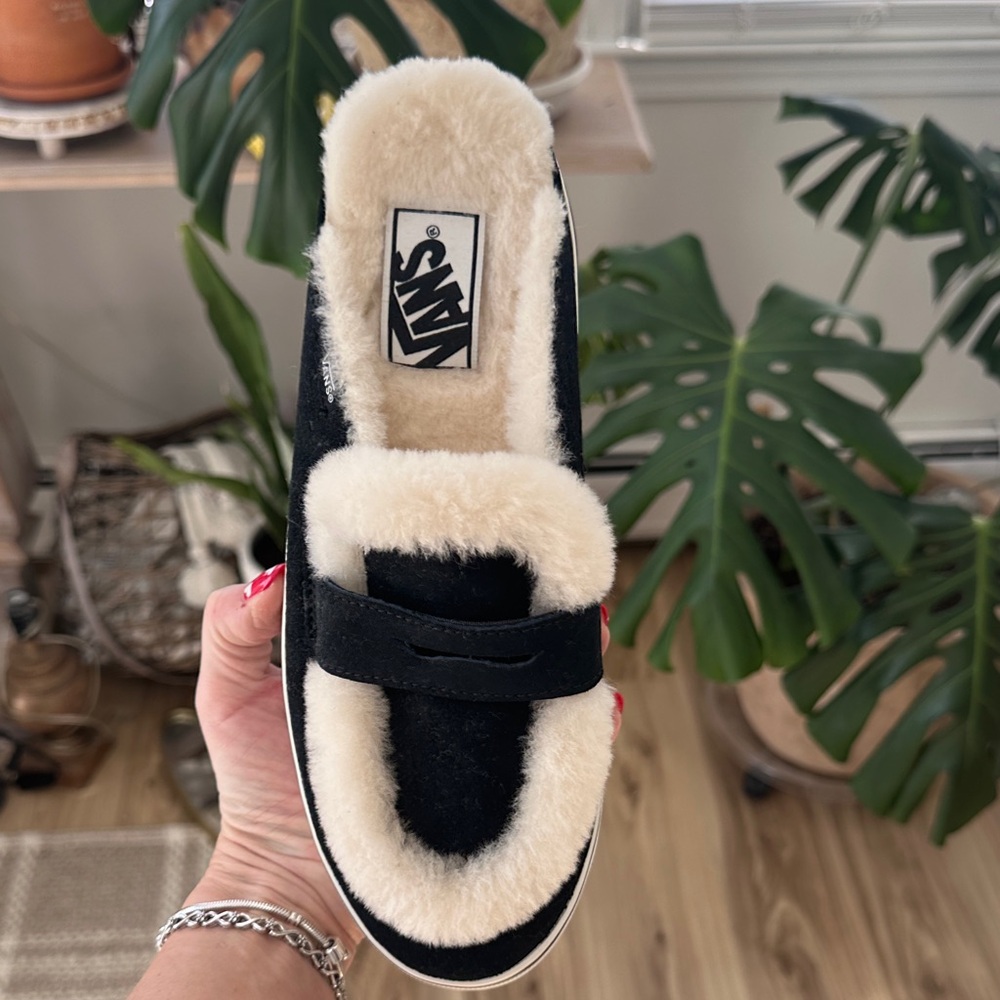 Vans Women's Cozy Black and Cream  Mules Sneakers W10.5 - Picture 9 of 9